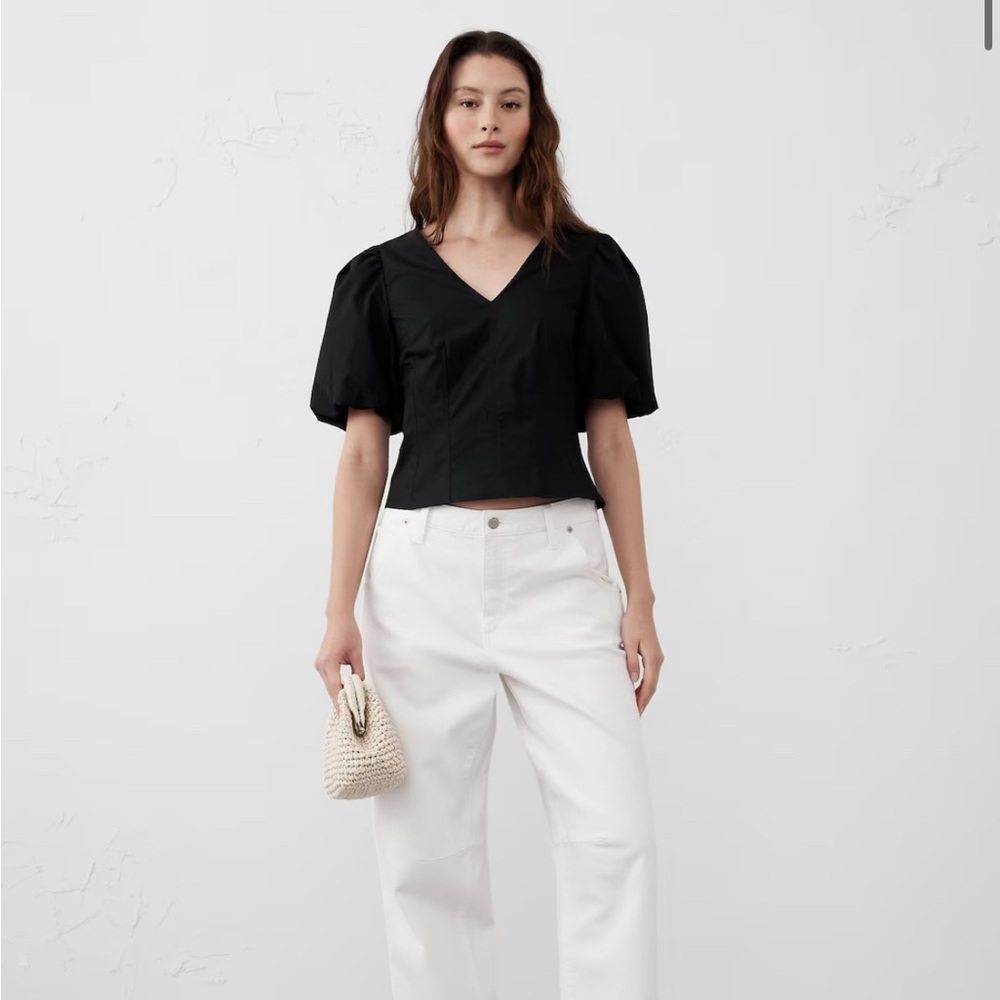 Bubbled Black Puff Sleeve Top